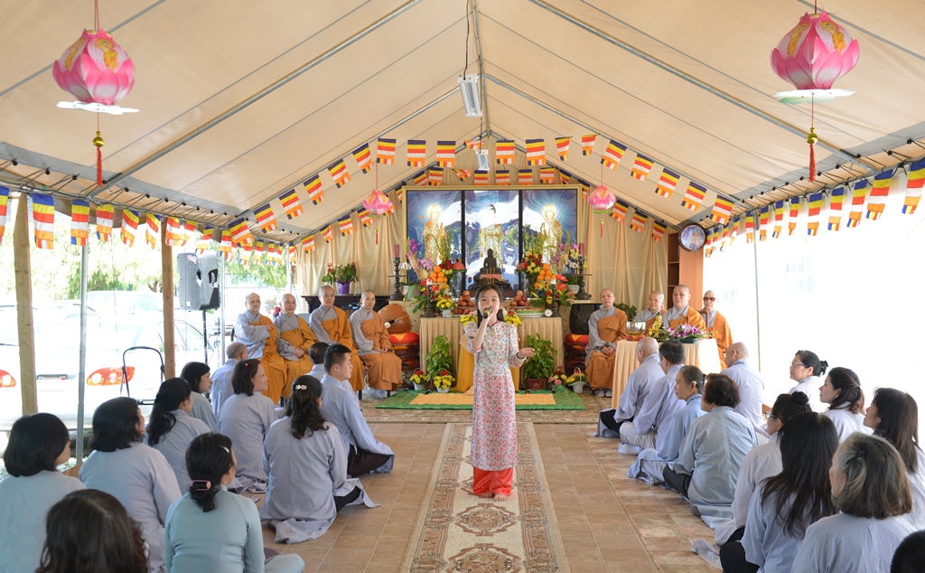 Hoa Kỳ: Đại Lễ Phật Đản PL. 2560 tại Tu Viện Huyền Không ở San Jose