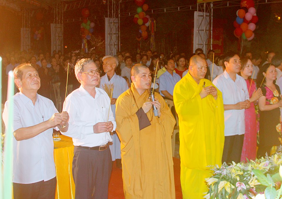 Thanh Hóa: Ban trị sự GHPGVN Thị Xã Bỉm Sơn tổ chức đại lễ Phật đản PL.2560