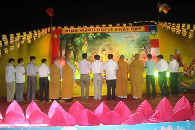 Thanh Hóa: Phật giáo huyện Lang Chánh kính mừng Phật đản PL: 2560