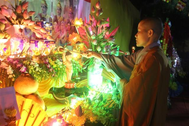 Thanh Hóa: Phật giáo huyện Lang Chánh kính mừng Phật đản PL: 2560