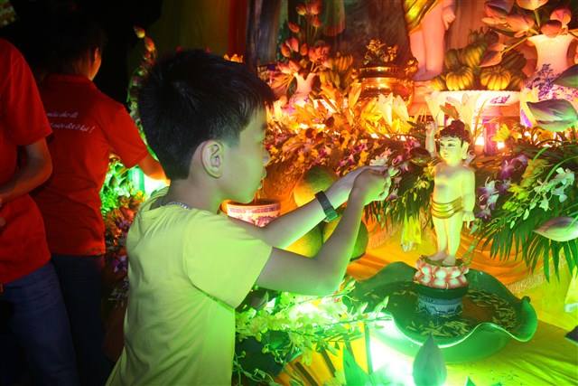 Thanh Hóa: Phật giáo huyện Lang Chánh kính mừng Phật đản PL: 2560
