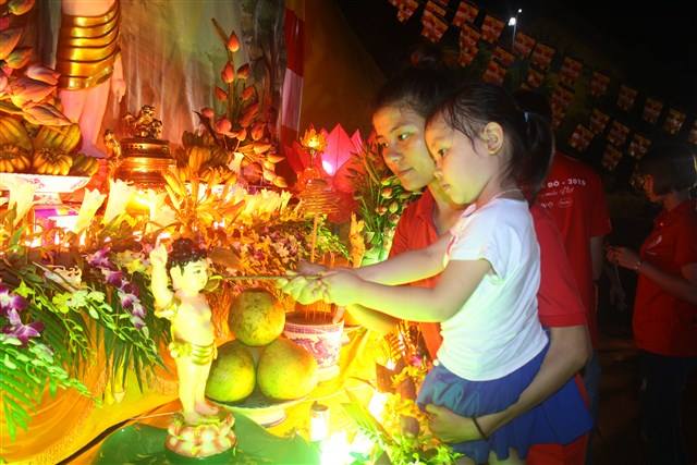 Thanh Hóa: Phật giáo huyện Lang Chánh kính mừng Phật đản PL: 2560