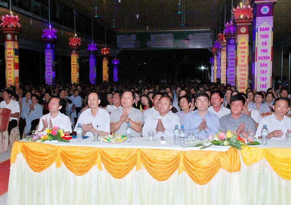 Sầm Sơn: Ban Trị sự GHPGVN Thị xã Sầm Sơn tổ chức Đại Lễ Phật Đản PL.2560 - DL.2016