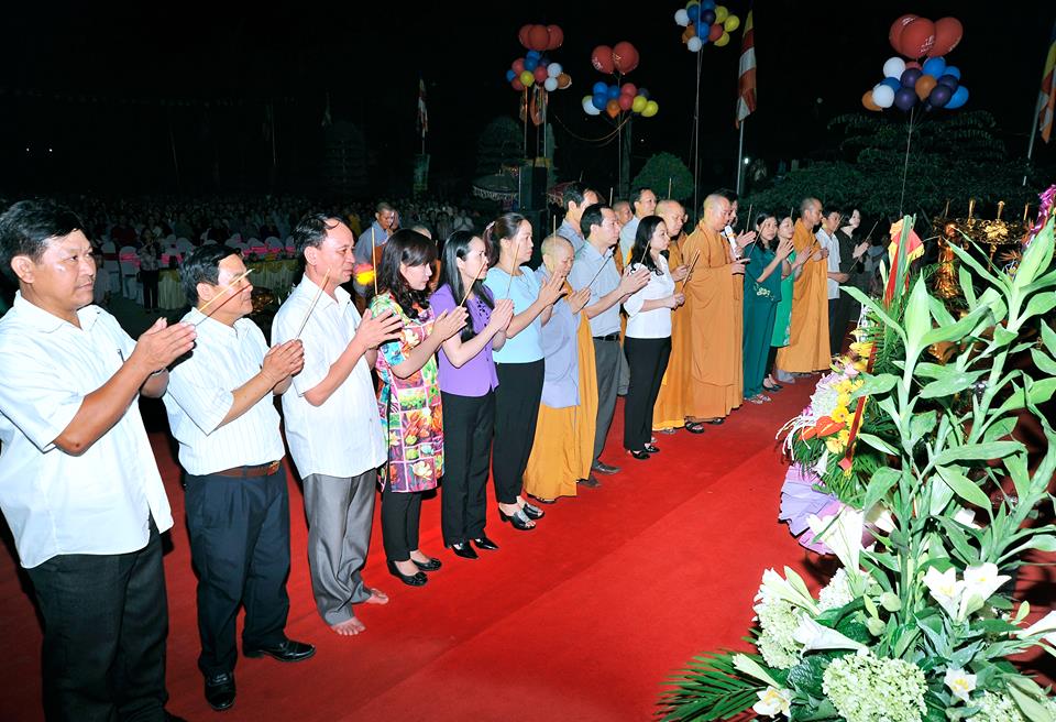 Thanh Hóa: Chùa Đại Bi kính mừng Phật đản PL: 2560