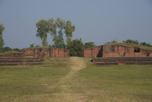 Bangladesh: Somapura Mahavihara Trung tâm Phật giáo lớn lớn nhất Nam Á bị phế tích