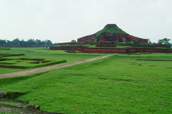 Bangladesh: Somapura Mahavihara Trung tâm Phật giáo lớn lớn nhất Nam Á bị phế tích