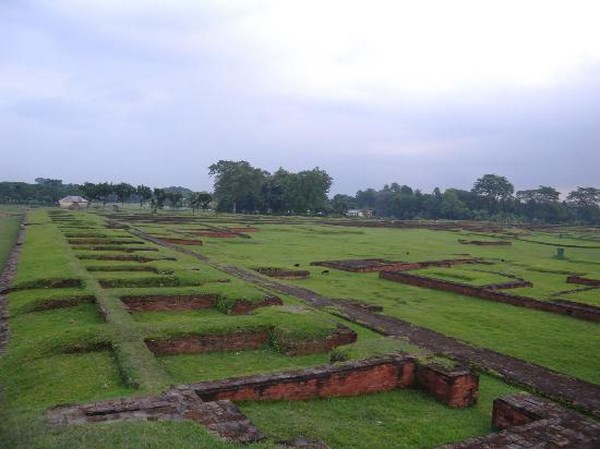 Bangladesh: Somapura Mahavihara Trung tâm Phật giáo lớn lớn nhất Nam Á bị phế tích