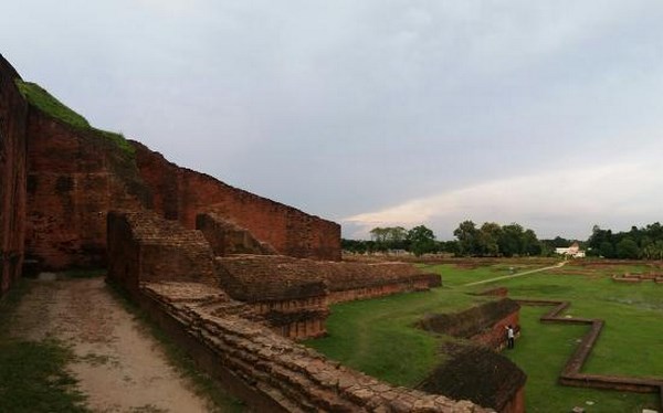 Bangladesh: Somapura Mahavihara Trung tâm Phật giáo lớn lớn nhất Nam Á bị phế tích