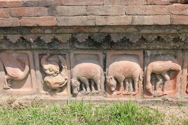 Bangladesh: Somapura Mahavihara Trung tâm Phật giáo lớn lớn nhất Nam Á bị phế tích