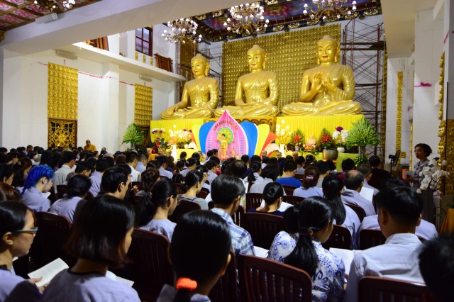 Chùa Giác Ngộ: Trang nghiêm đại lễ Phật đản và quy y Tam Bảo PL. 2560 – DL. 2016