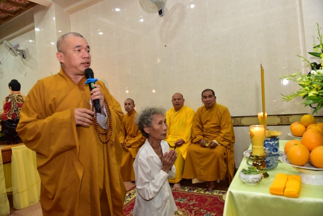 Chùa Giác Ngộ: Lễ nhập quan Tỳ kheo ni Thích Nữ Diệu Huệ