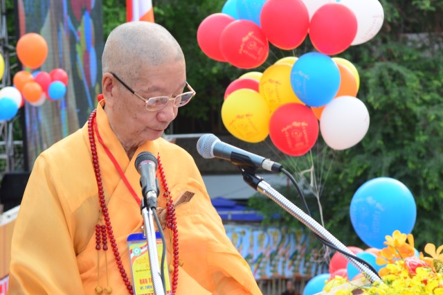 Phật giáo TP. HCM trang nghiêm cử hành đại lễ Phật đản PL. 2560 – DL. 2016