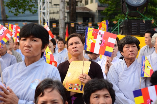 Phật giáo TP. HCM trang nghiêm cử hành đại lễ Phật đản PL. 2560 – DL. 2016