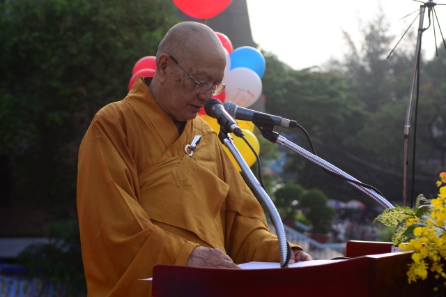 Phật giáo TP. HCM trang nghiêm cử hành đại lễ Phật đản PL. 2560 – DL. 2016