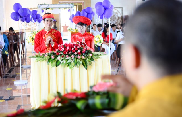 Chùm ảnh: Lễ hằng thuận của hai phụng sự viên chùa Giác Ngộ