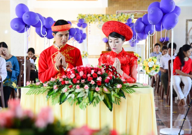 Chùm ảnh: Lễ hằng thuận của hai phụng sự viên chùa Giác Ngộ