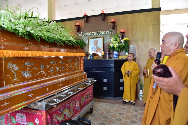 Chùa Giác Ngộ: Lễ di quan nhục thân cố Tỳ kheo ni Thích Nữ Diệu Huệ