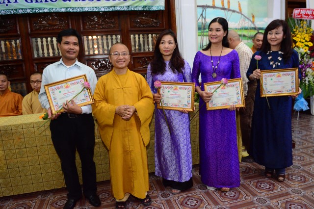 TP.HCM: Khai mạc triển lãm tranh, tượng, cổ vật Phật giáo chào mừng đại lễ Phật đản PL.2560-2016