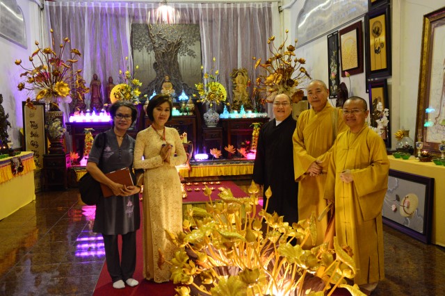 TP.HCM: Tưng bừng khai mạc triển lãm nghệ thuật Phật giáo “Mùa hoa sen nở”