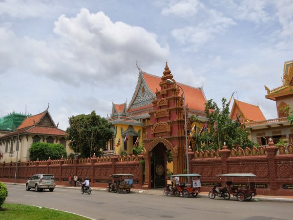 Campuchia: Ngôi Cổ tự Wat Ounalom, quần thể kiến trúc độc đáo