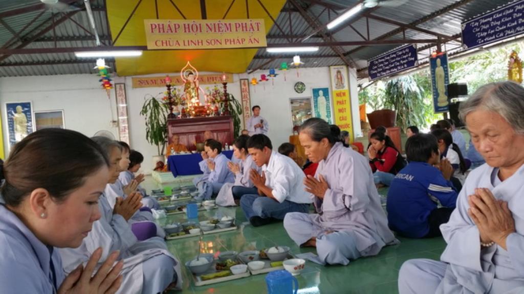 Thượng tọa Thích Quảng Thiện thuyết giảng tại chùa Linh Sơn Pháp Ấn