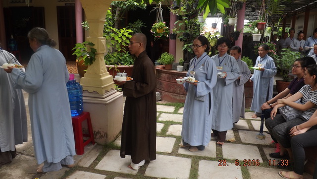 Ban Hoằng pháp thị xã Ninh Hòa tổ chức khóa tu “Một ngày an lạc” lần thứ I