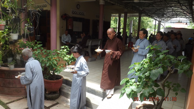 Ban Hoằng pháp thị xã Ninh Hòa tổ chức khóa tu “Một ngày an lạc” lần thứ I