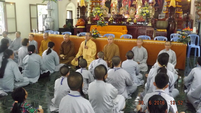 Ban Hoằng pháp thị xã Ninh Hòa tổ chức khóa tu “Một ngày an lạc” lần thứ I
