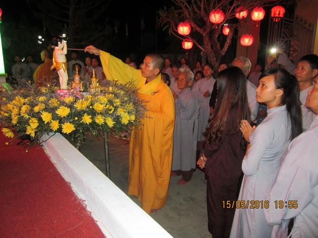 Ấn tượng lễ Khai kinh Khánh Đản và Tắm Phật ở chùa Bảo Phước