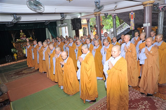Thanh Hóa: Chư tăng ni tác pháp an cư năm 2016