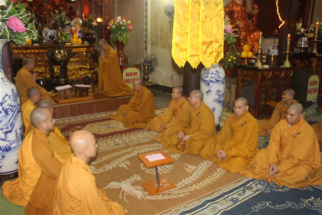 Thanh Hóa: Chư tăng ni tác pháp an cư năm 2016