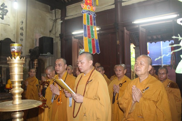 Thanh Hóa: Chư tăng ni tác pháp an cư năm 2016
