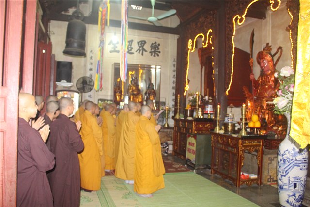 Thanh Hóa: Chư tăng ni tác pháp an cư năm 2016