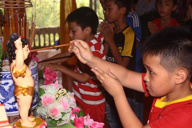 Triệu Sơn: Đại lễ Phật Đản PL. 2560 tại chùa Lễ Động