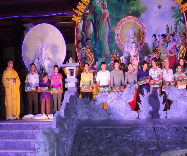 Thanh Hóa: Phật giáo Nông Cống kính mừng Phật đản PL: 2560
