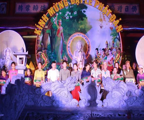 Thanh Hóa: Phật giáo Nông Cống kính mừng Phật đản PL: 2560