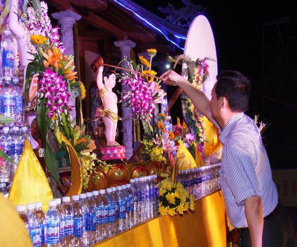 Thanh Hóa: Phật giáo Nông Cống kính mừng Phật đản PL: 2560