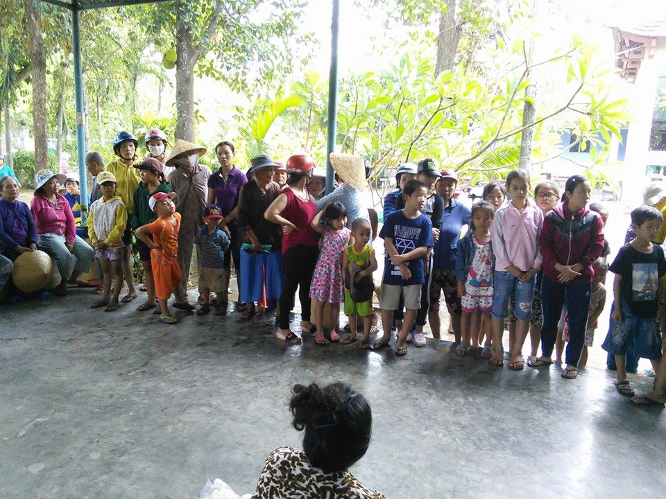 Khánh Hòa: Chùa Sắc tứ Minh Thiện phát tặng 600 hộp cơm chay