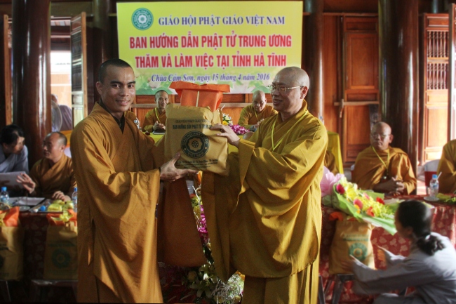 Ban Hướng dẫn Phật tử Trung ương thăm và làm việc tại Hà Tĩnh