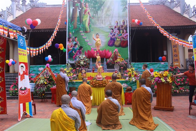 Thanh Hóa: Phật giáo huyện Hà Trung tổ chức đại lễ Phật đản PL.2560