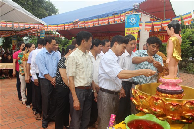 Thanh Hóa: Phật giáo huyện Hà Trung tổ chức đại lễ Phật đản PL.2560