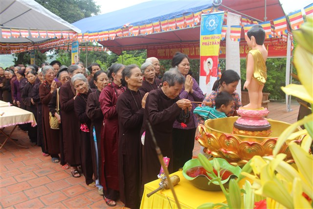 Thanh Hóa: Phật giáo huyện Hà Trung tổ chức đại lễ Phật đản PL.2560