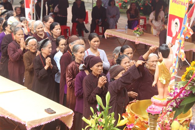 Thanh Hóa: Phật giáo huyện Hà Trung tổ chức đại lễ Phật đản PL.2560