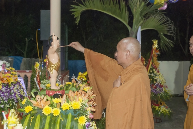 Thanh Hóa: Chùa Châu Long kính mừng Phật đản