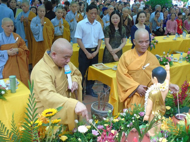Thanh Hoá: Chùa Vĩnh Nghiêm kính mừng đại lễ Phật Đản