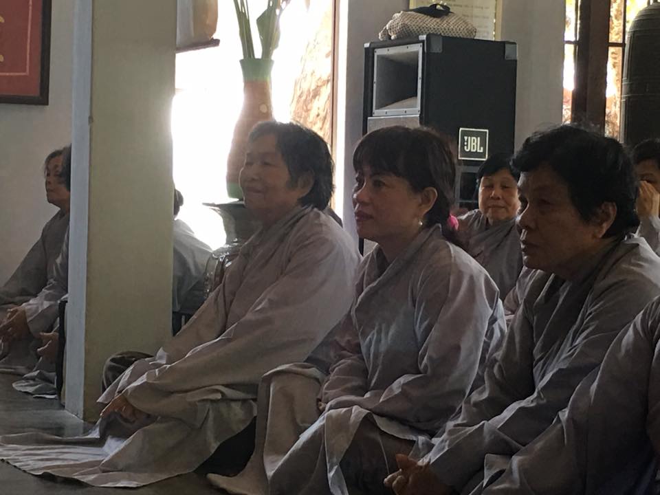 Khánh Hòa: Phật tử Nha Trang cúng dường Trường hạ PL.2560