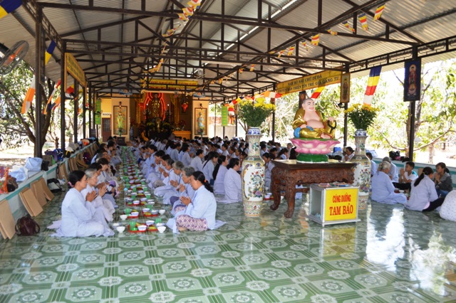 Khánh Hòa: Chùa Sắc tứ Minh Thiện Khóa tu Niệm Phật Một Ngày An lạc