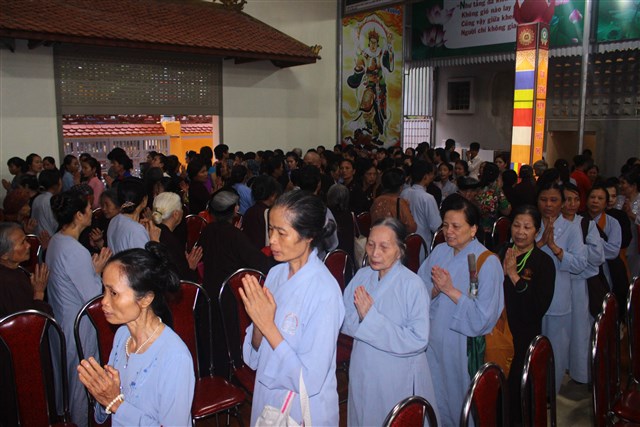 Chùm ảnh: Trang nghiêm tắm Phật tại chùa Thanh Hà