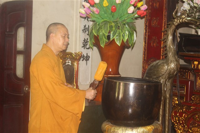 Thanh Hóa: ĐĐ. Thích Trúc Thông Tánh hướng dẫn phương pháp tọa thiền