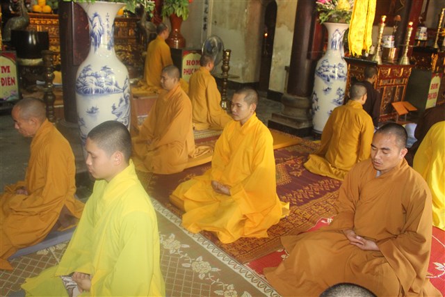 Thanh Hóa: ĐĐ. Thích Trúc Thông Tánh hướng dẫn phương pháp tọa thiền